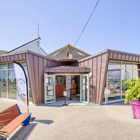 Maison Familiale Moderne Pres De La Pour 12 Personnes - Fr-1-788-85 Vakantiehuis Merville-Franceville-Plage