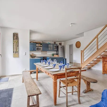 Maison Familiale Moderne Pres De La Pour 12 Personnes - Fr-1-788-85 Vakantiehuis *