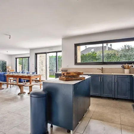 Vakantiehuis Maison Familiale Moderne Pres De La Pour 12 Personnes - Fr-1-788-85 *
